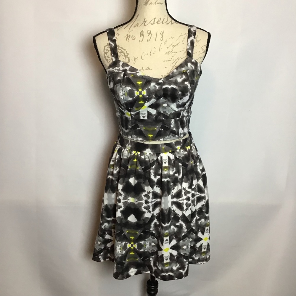 2-Piece- Bustier & Skirt Set
